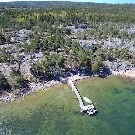 Roervik Stugor Geta Buitenkant foto