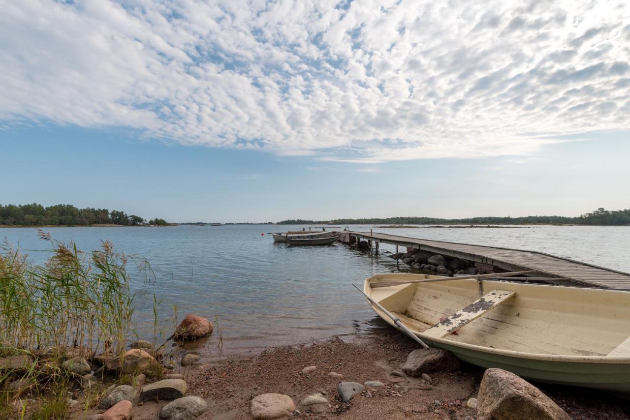 Roervik Stugor Geta Buitenkant foto